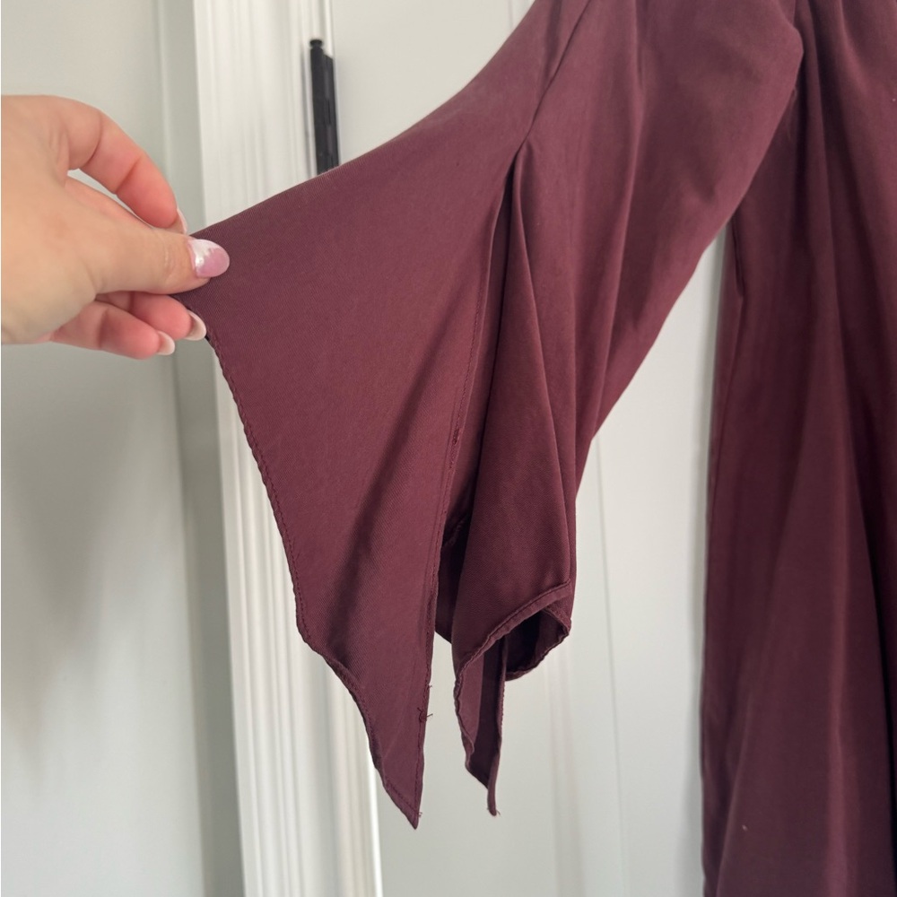 OFF THE SHOLDER SLIT TOP - Picture 2 of 5